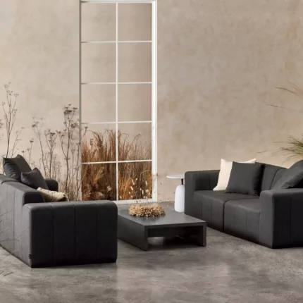 Blinde Design Niche 50 Coffee Table brings minimalist luxury to a private living room, enriching modern coffee table styling.