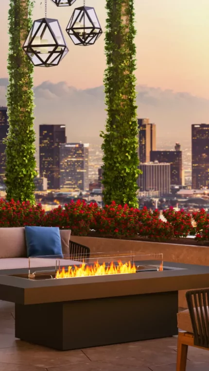 Gin 90 Chat - Commercial Space CGI